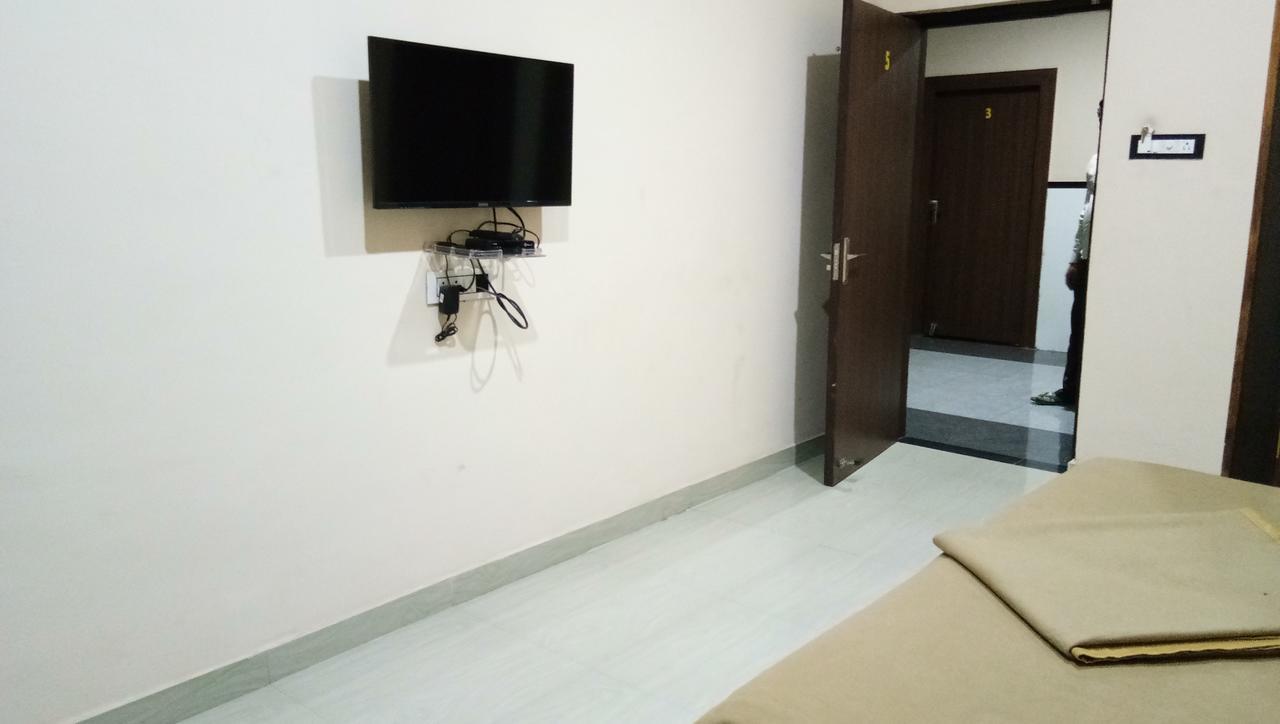 Hotel Barkha Raipur  Exterior photo